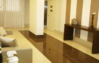 Imagem: O apartamento possui 2 Dormitórios, 2 Banheiros, 1 Vaga na