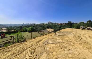 Imagem 3: Terreno Maravilhoso à venda no Loteamento Residencial Porta do Sol II