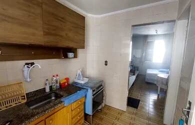 Imagem: A kitnet possui 1 Dormitório, 1 Banheiro, 1 Vaga na garagem