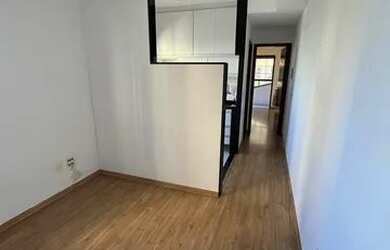 Imagem: O apartamento possui 1 Dormitório, 1 Banheiro, 60m² de Área