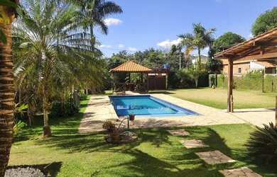 Imagem: A pousada chalé possui 3 Dormitórios, Acomodam 20 pessoas