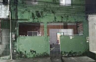 Imagem: A casa possui 3 Dormitórios, 1 Banheiro, 100m² de Área e