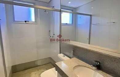 Imagem: O apartamento possui 4 Dormitórios, 5 Banheiros, 4 Vagas na