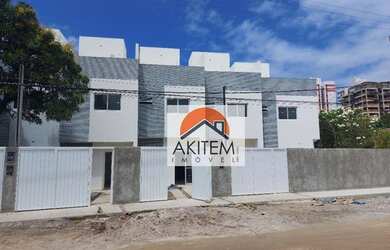 Imagem: A casa em condomínio possui 3 Dormitórios, 3 Banheiros, 1