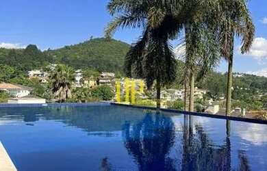 Imagem: A casa em condomínio possui 5 Dormitórios, 5 Banheiros, 5