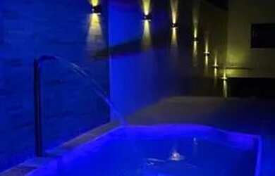 Imagem: A casa possui 3 Dormitórios, 4 Vagas na garagem e está localizado