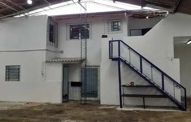 Imagem 7: Galpão/Depósito/Armazém para aluguel e venda tem 428 metros quadrados