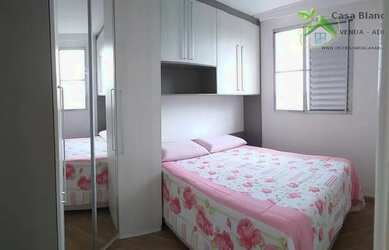 Imagem: O apartamento possui 2 Dormitórios, 1 Banheiro, 1 Vaga na garagem