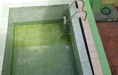 Imagem: A casa possui 4 Dormitórios, 3 Banheiros, 2 Vagas na garagem