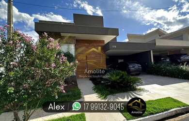 Imagem: A casa em condomínio possui 3 Dormitórios, 4 Banheiros, 4