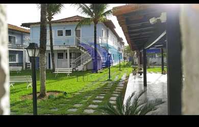 Imagem: A casa possui 2 Dormitórios, 2 Banheiros, 2 Vagas na garagem