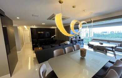 Imagem: O apartamento possui 2 Dormitórios, 4 Banheiros, 2 Vagas na