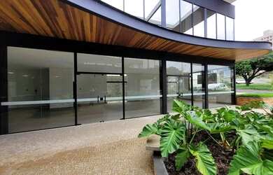 Imagem 2: Loja para locação, nova na Avenida Costábile Romano em Ribeirão Preto/SP...