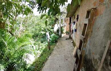 Imagem 8: Vendo uma casa. 1 Banheiroe2 Dormitórios