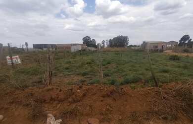 Imagem: O terreno possui 800m² de Área e está localizado em Setor