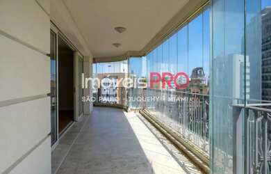 Imagem: O apartamento à venda possui 3 Dormitórios, 4 Banheiros, 3