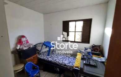 Imagem 4: Imóvel com 03 casas juntas à venda, aproximadamente 180m² por R$ 350.000...