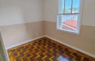 Imagem 8: Vende apartamento desopcupado com 2 quartos no Menino Deus