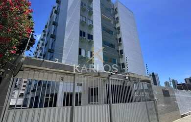 Imagem: O apartamento possui 3 Dormitórios, 1 Banheiro, 1 Vaga na garagem