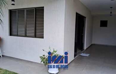 Imagem 5: Sobrado no centro de Guaratuba