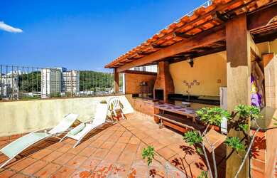 Imagem 14: Casa com lazer e vista livre em pleno São Mateus para venda