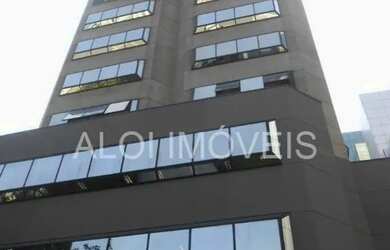 Imagem: O depósito possui 2 Vagas na garagem, 57m² de Área e está