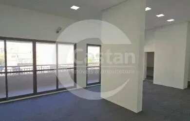 Imagem: O depósito possui 103m² de Área e está localizado em Quarta