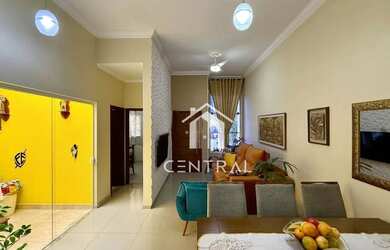 Imagem: A casa em condomínio possui 3 Dormitórios, 2 Banheiros, 2