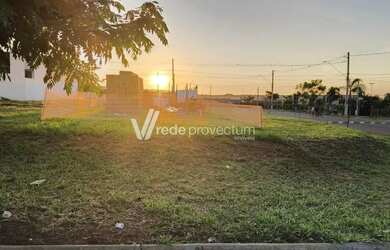 Imagem: O terreno possui 200m² de Área e está localizado em Vila