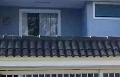 Imagem: A casa em condomínio à venda possui 3 Dormitórios, 4 Banheiros