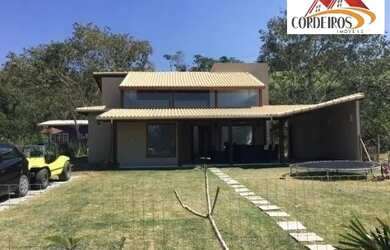 Imagem: A casa em condomínio possui 5 Dormitórios, 5 Banheiros, 5