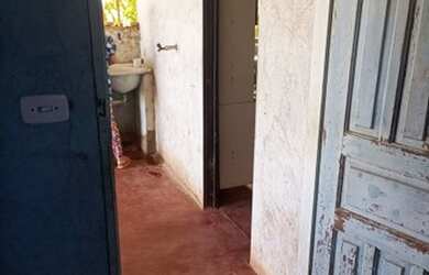 Imagem 6: Casa. Varanda, 300m² de Área, 2 Vagas na garageme2 Dormitórios