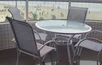 Imagem: O apartamento possui 3 Dormitórios, 2 Vagas na garagem e está