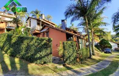 Imagem: A casa em condomínio possui 4 Dormitórios, 2 Banheiros, 133m²