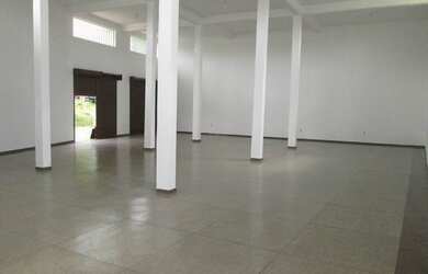 Imagem: Locação Loja Novo Retiro Esmeraldas