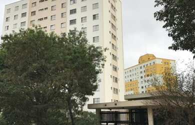 Imagem: O apartamento possui 2 Dormitórios, 1 Banheiro, 1 Vaga na garagem