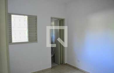 Imagem: A casa possui 1 Dormitório, 1 Banheiro e 20m² de Área e está