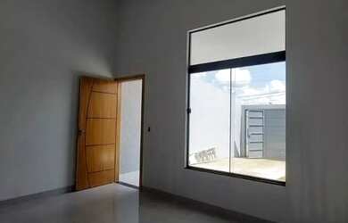 Imagem 3: LINDA CASA A VENDA. 98m² de Área, 2 Vagas na garageme2 Dormitórios