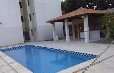 Imagem: O apartamento possui 1 Dormitório, 1 Banheiro, 1 Vaga na garagem