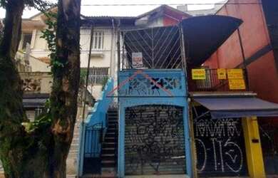 Imagem: A casa possui 5 Dormitórios, 2 Banheiros, 100m² de Área e