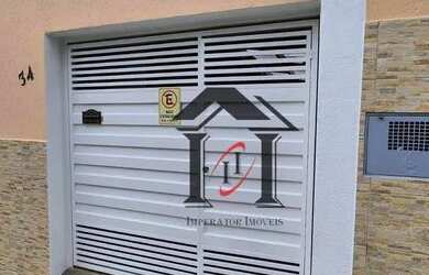 Imagem: A casa possui 1 Dormitório, 1 Banheiro, 1 Vaga na garagem