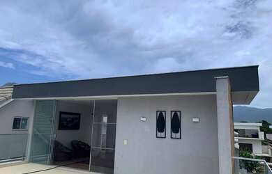 Imagem 14: Casa de condomínio para venda possui 350 metros quadrados com 4 quartos