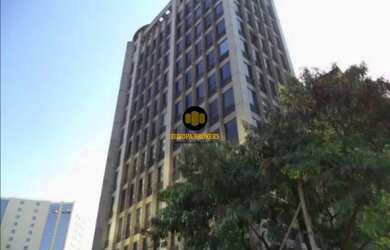 Imagem: O depósito possui 5 Vagas na garagem, 286m² de Área e está