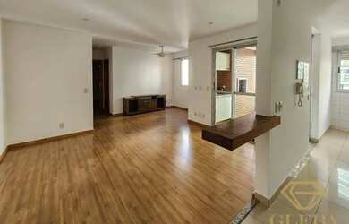 Imagem: O apartamento possui 2 Dormitórios, 2 Banheiros, 2 Vagas na