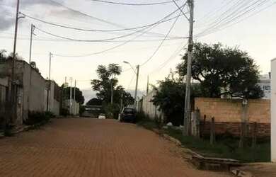 Imagem: A casa em condomínio possui 1 Dormitório, 1 Banheiro, 250m²