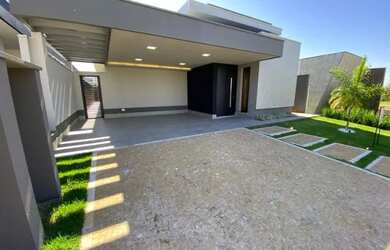 Imagem 1: Imóvel Novo de Alto Padrão à Venda no Condomínio Terras da Fazenda...