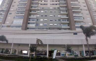 Imagem: O depósito possui 4 Vagas na garagem e 220m² de Área e está