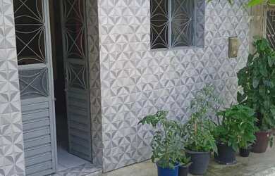 Imagem: VENDO ESTA CASA É NA CIDADE DE SANTA CRUZ DO CAPIBARIBE