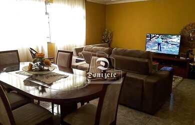 Imagem: O apartamento possui 3 Dormitórios, 1 Banheiro, 2 Vagas na