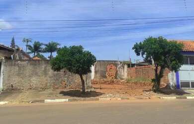 Imagem: O terreno possui 130m² de Área e está localizado em Centro